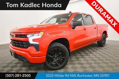 2022 Chevrolet 1500 Crew Cab, $38999. Photo 1