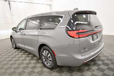 2022 Chrysler Pacifica, $22999. Photo 5