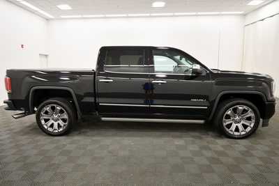 2018 GMC 1500 Crew Cab, $33697. Photo 9