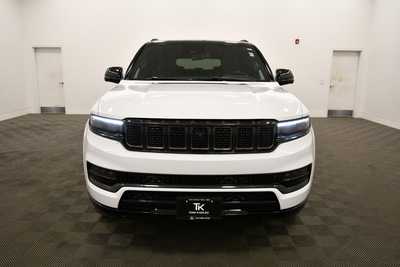 2024 Jeep Grand Wagoneer, $68999. Photo 11