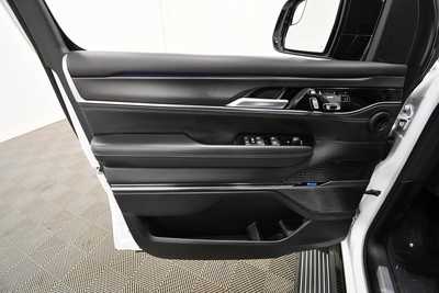 2024 Jeep Grand Wagoneer, $68999. Photo 12