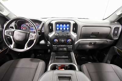 2019 Chevrolet 1500 Crew Cab, $32999. Photo 3