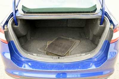 2013 Ford Fusion, $4943. Photo 6