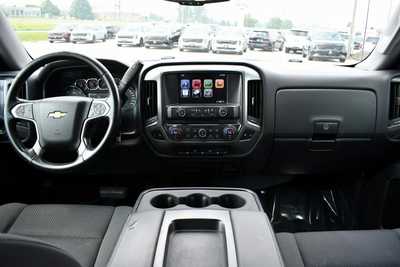 2015 Chevrolet 1500 Crew Cab, $12999. Photo 3