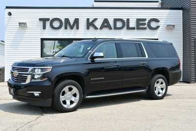 2017 Chevrolet Suburban, $13999. Photo 2