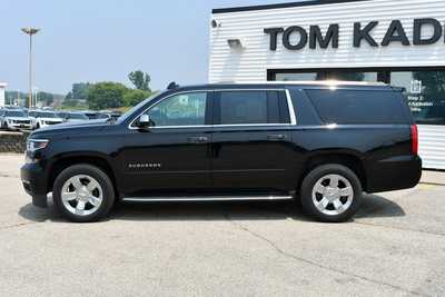 2017 Chevrolet Suburban, $13999. Photo 4