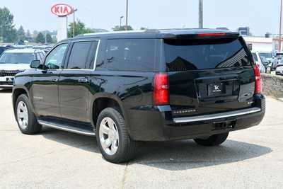 2017 Chevrolet Suburban, $13999. Photo 5