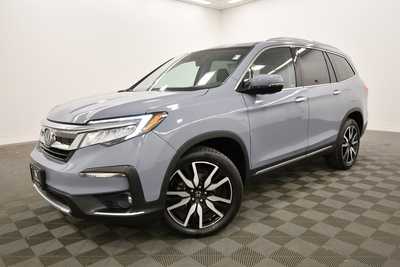 2022 Honda Pilot, $36999. Photo 2