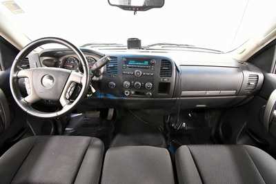 2011 Chevrolet Silverado 2500HD, $18999. Photo 3