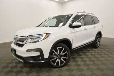 2022 Honda Pilot, $35997. Photo 2
