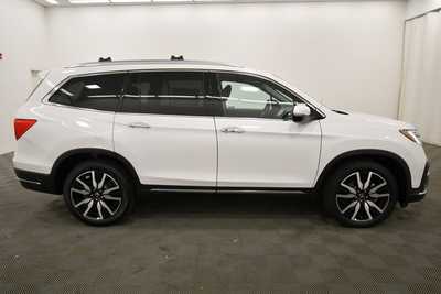 2022 Honda Pilot, $35997. Photo 9