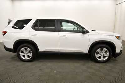 2023 Honda Pilot, $32499. Photo 9