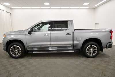 2023 Chevrolet 1500 Crew Cab, $52499. Photo 4