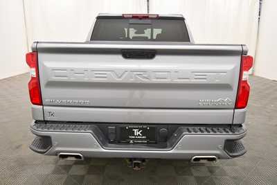 2023 Chevrolet 1500 Crew Cab, $52499. Photo 6