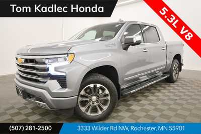 2023 Chevrolet 1500 Crew Cab, $52499. Photo 1