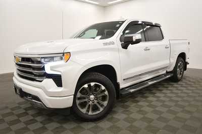 2023 Chevrolet 1500 Crew Cab, $51999. Photo 2