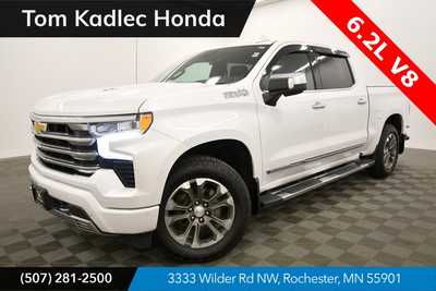 2023 Chevrolet 1500 Crew Cab, $51999. Photo 1