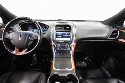 2016 Lincoln MKX, $16499. Photo 3