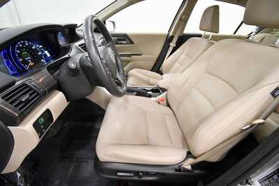 2017 Honda Accord, $8999. Photo 12
