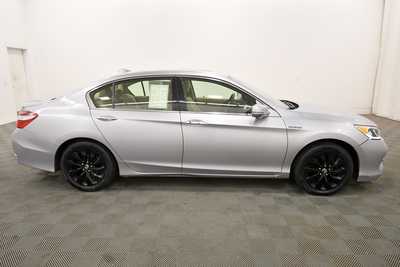 2017 Honda Accord, $8999. Photo 8