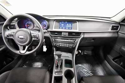2018 Kia Optima, $10999. Photo 3