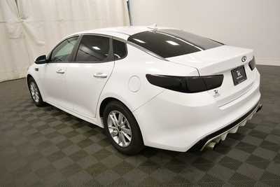 2018 Kia Optima, $10999. Photo 5