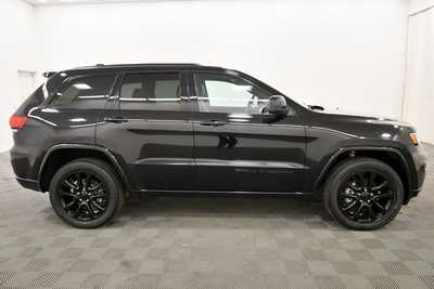 2019 Jeep Grand Cherokee, $24499. Photo 9