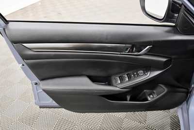 2022 Honda Accord, $24999. Photo 12
