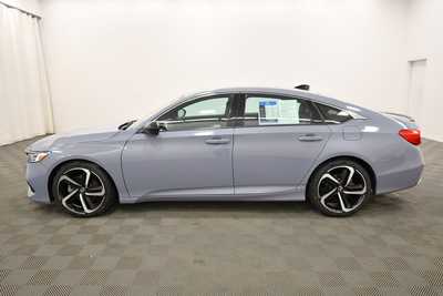 2022 Honda Accord, $24999. Photo 4