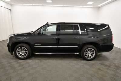 2019 GMC Yukon XL, $35597. Photo 4