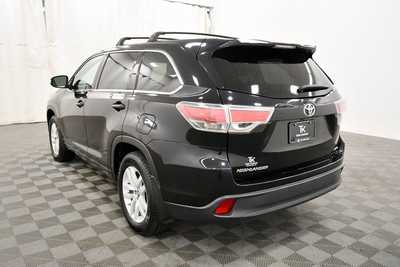 2016 Toyota Highlander, $18999. Photo 5