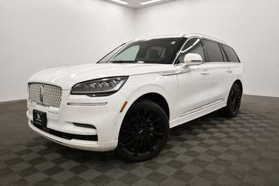 2022 Lincoln Aviator, $44499. Photo 2
