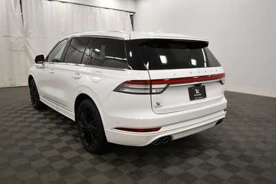 2022 Lincoln Aviator, $44499. Photo 5