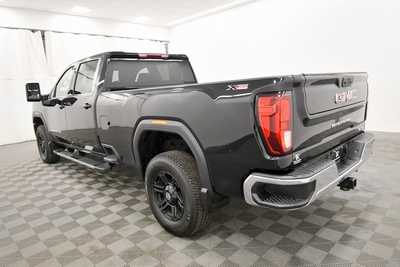 2024 GMC 2500 Crew Cab, $59597. Photo 5