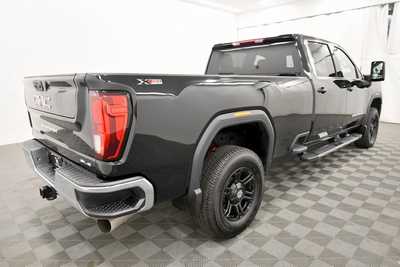 2024 GMC 2500 Crew Cab, $59597. Photo 8