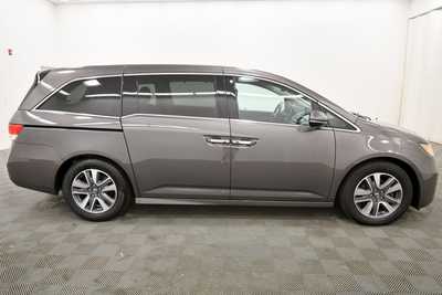 2017 Honda Odyssey, $25999. Photo 9