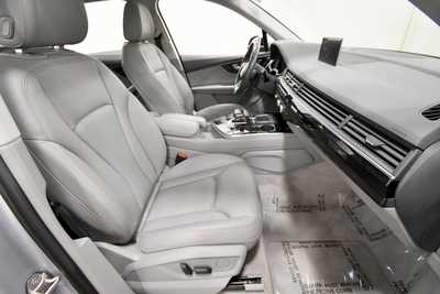 2019 Audi Q7, $20497. Photo 10