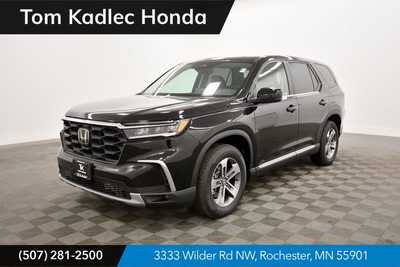 2025 Honda Pilot, $47095. Photo 1