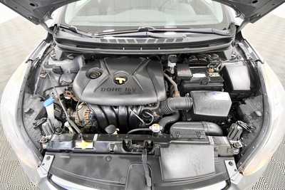 2012 Hyundai Elantra, $5999. Photo 11