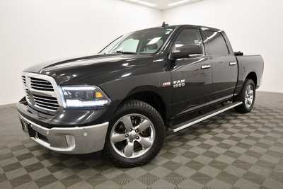 2017 RAM 1500 Crew Cab, $22999. Photo 2