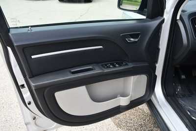 2009 Dodge Journey, $4495. Photo 12