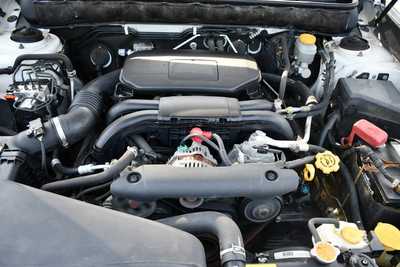 2010 Subaru Outback, $5999. Photo 10