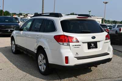 2010 Subaru Outback, $5999. Photo 4