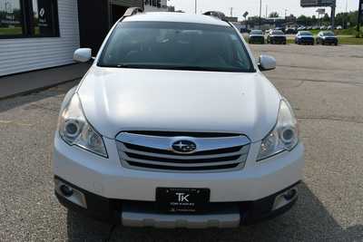 2010 Subaru Outback, $5999. Photo 9