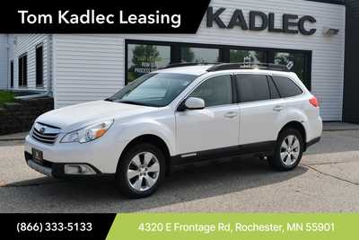 2010 Subaru Outback, $5999. Photo 1