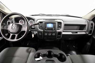 2017 RAM 2500 Crew Cab, $34997. Photo 3