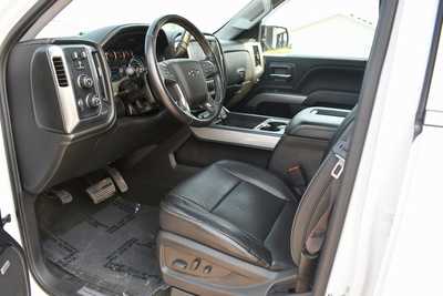 2017 Chevrolet 1500 Crew Cab, $22986. Photo 12