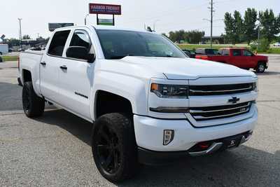 2017 Chevrolet 1500 Crew Cab, $22986. Photo 9