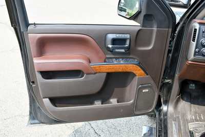 2018 Chevrolet 1500 Crew Cab, $26787. Photo 12