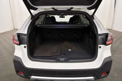 2023 Subaru Outback, $29497. Photo 7